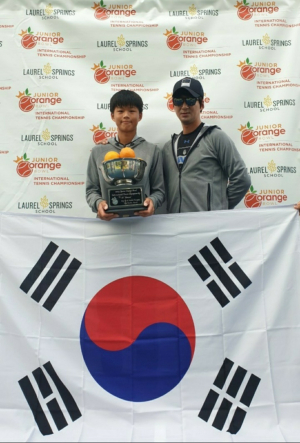 군위초 김동재, 미국 오렌지볼 세계테니스대회 ‘단식 우승’ 쾌거